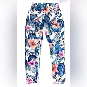 Ankle length high waist tropical print leggings